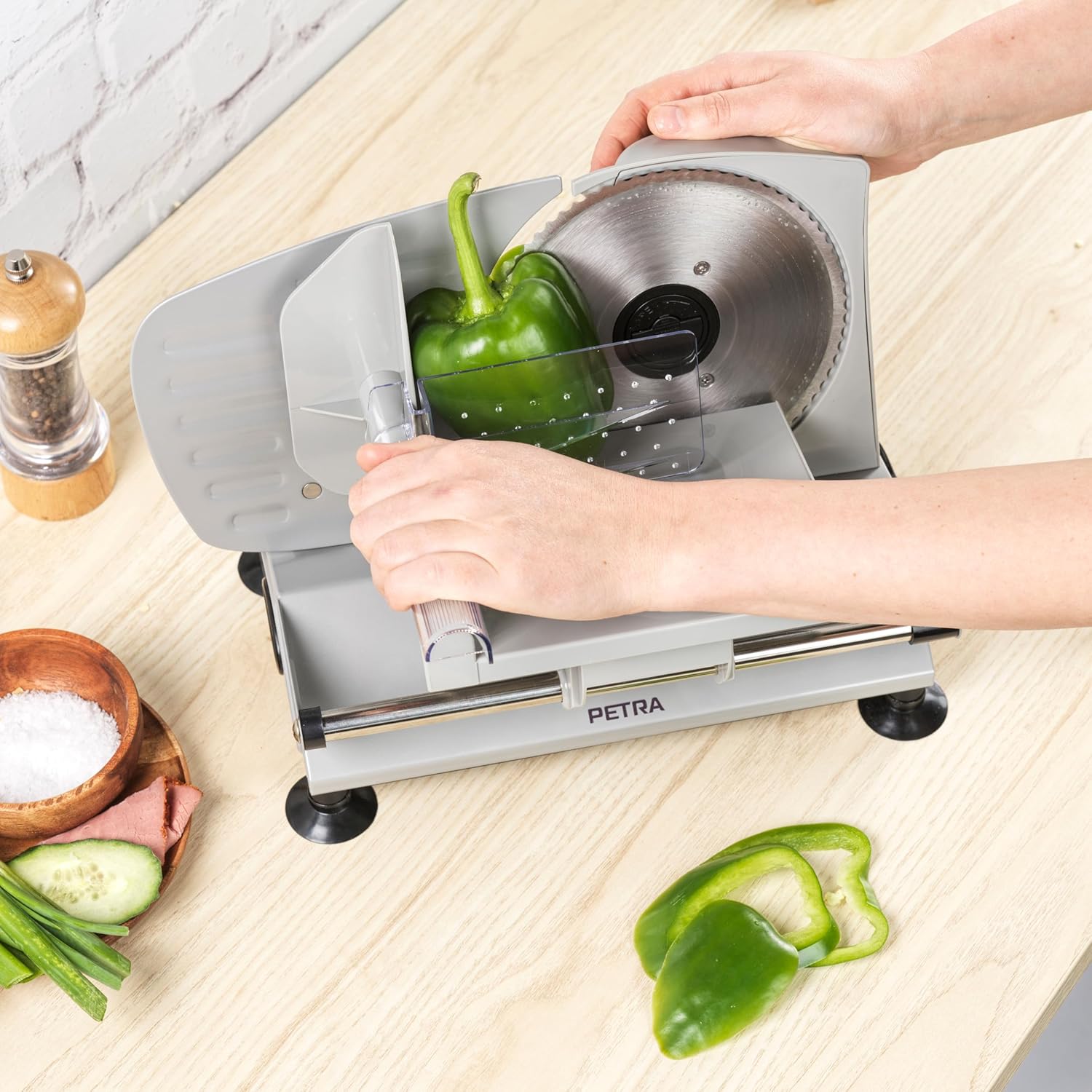 Petra - Trancheuse électrique, 170mm, 3 lames inox, épaisseur réglable
