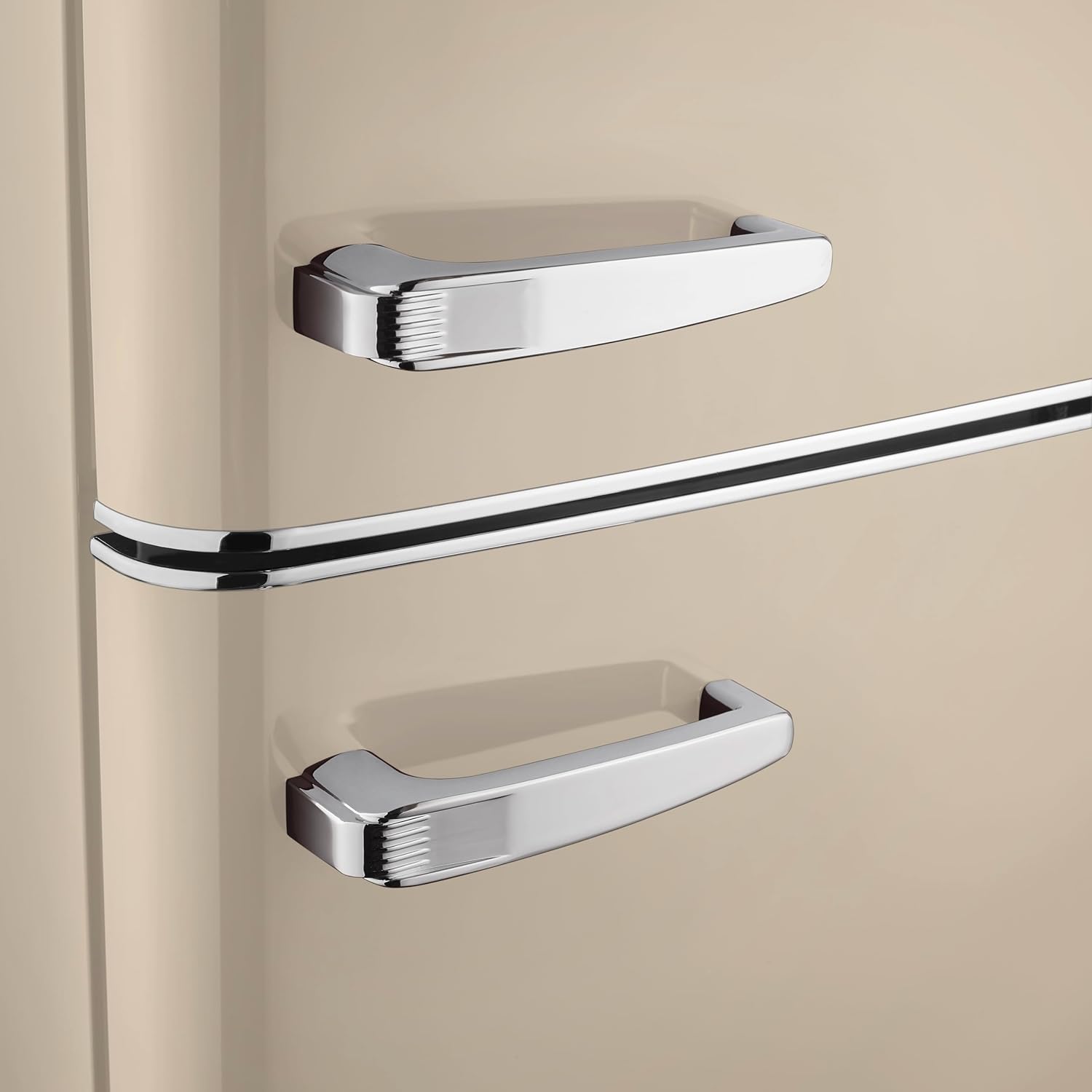 Severin - Rétro série - 55 cm, 246 L, double porte, classe D, crème - RKG8985