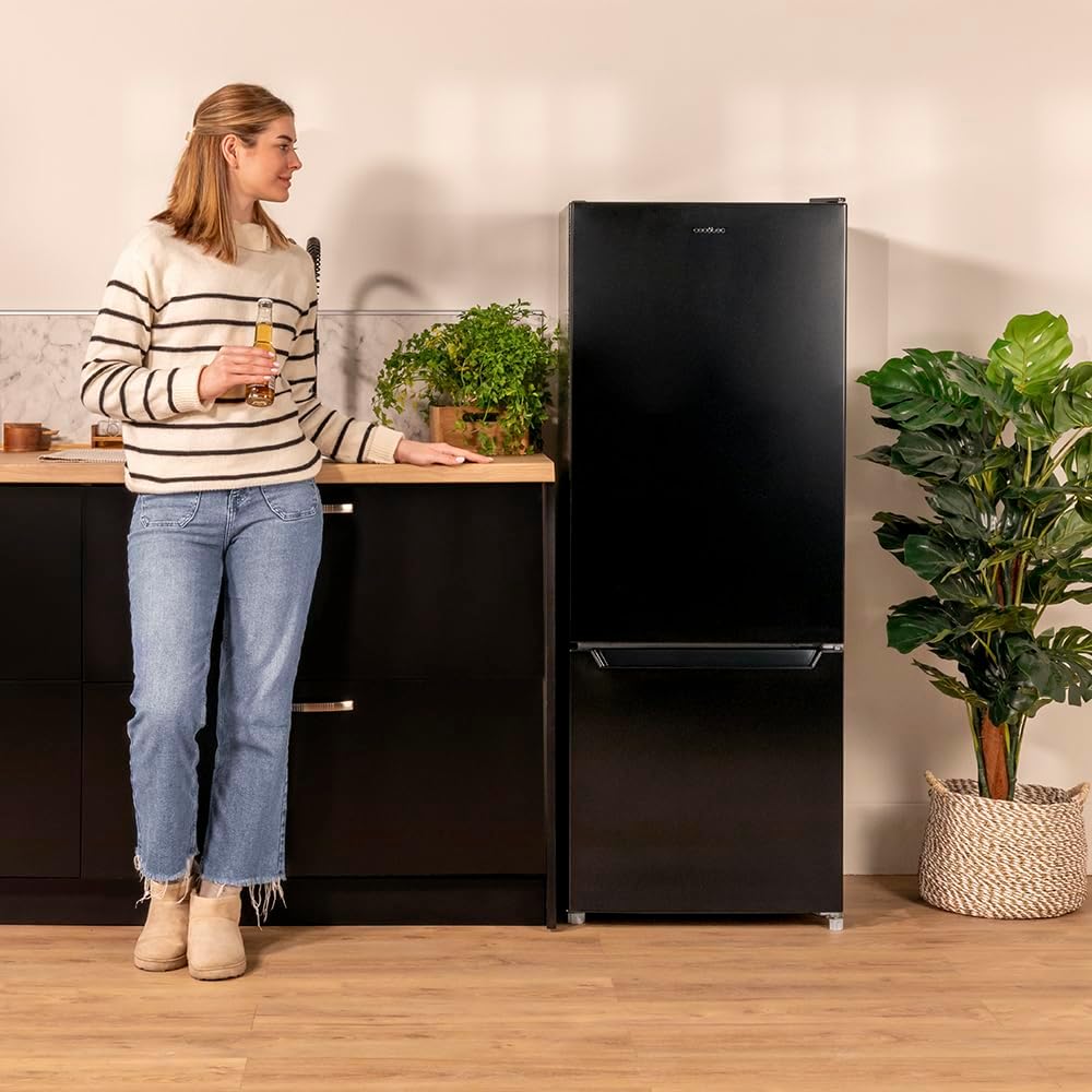 Cecotec - Bolero CoolMarket Combi - 144x54 cm - 205 L, Fast Cooling, porte réversible, LED, E, DF