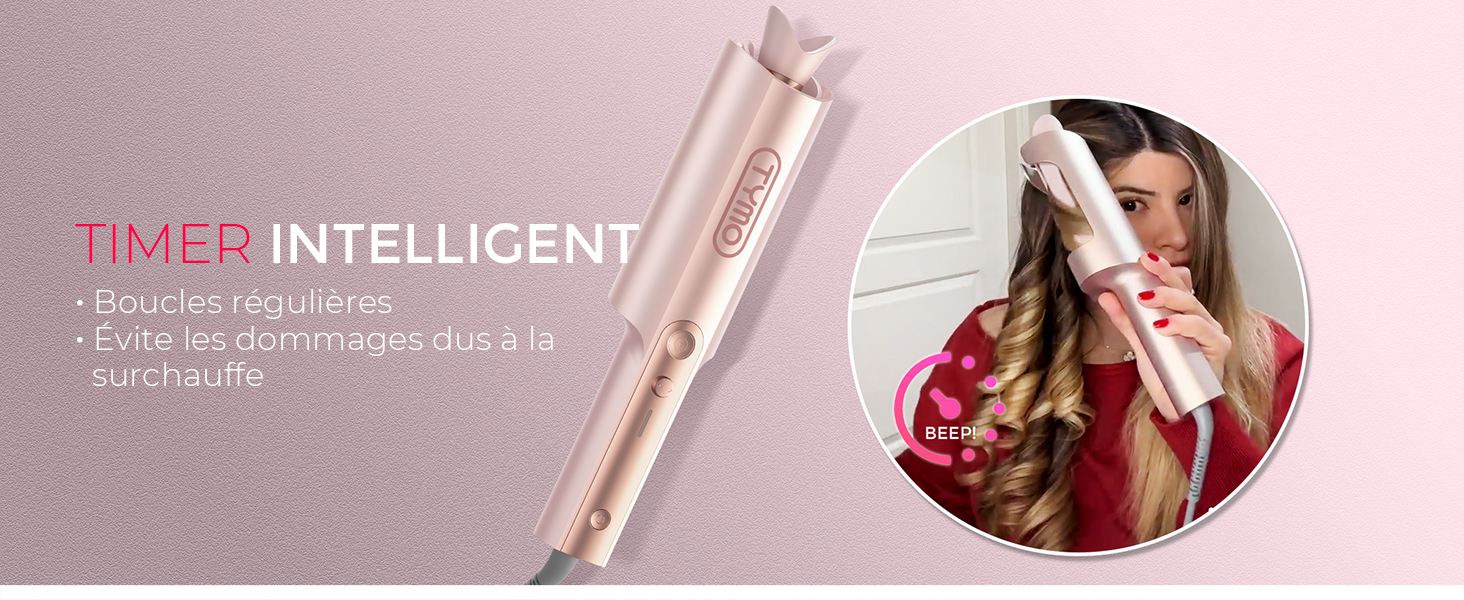 Le texte indique « TIMER INTELLIGENT ». Appareil de beauté de couleur or rose montré sur fond rose. Outil de beauté électronique portable et élégant avec finition métallique.