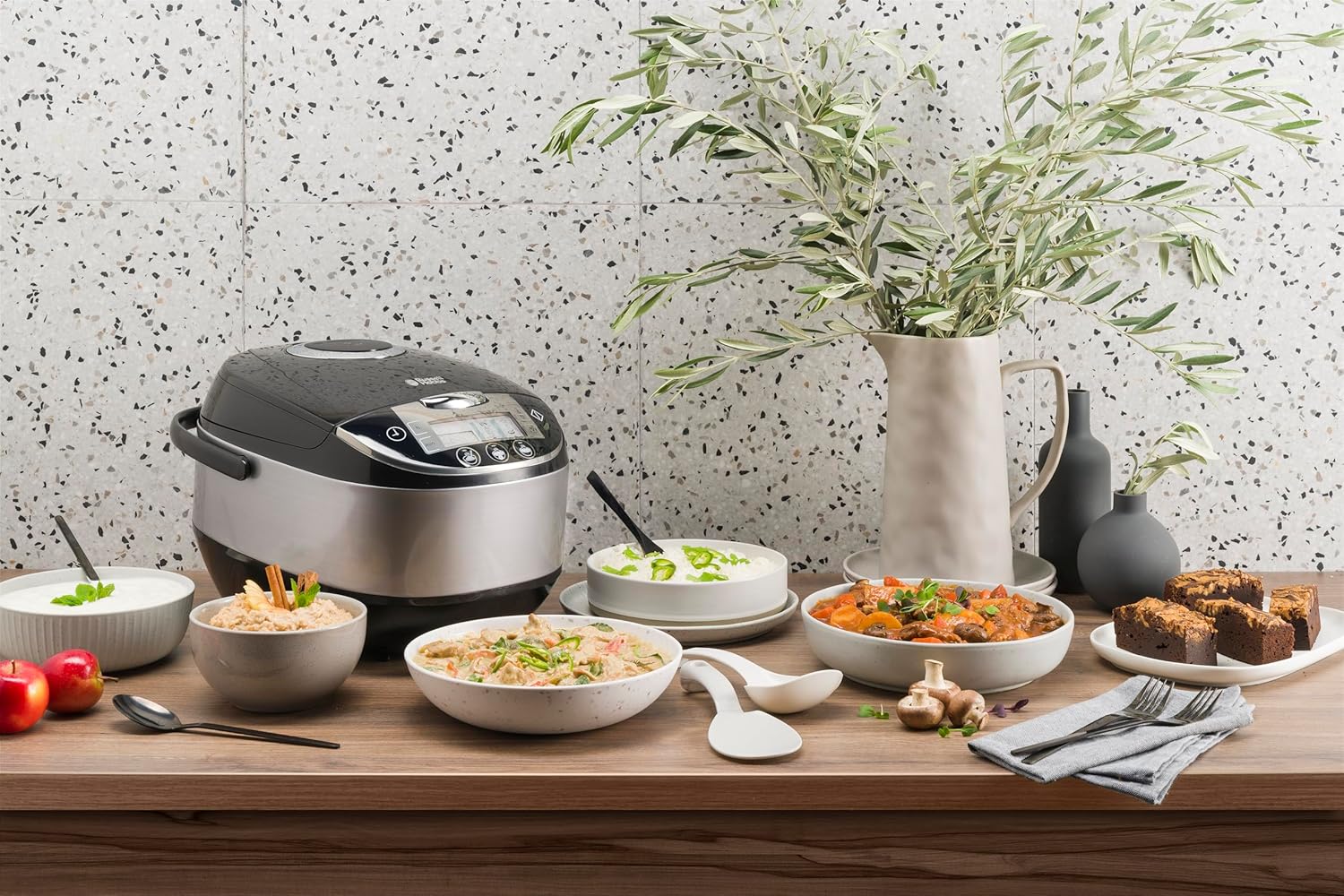 Russell Hobbs - CookAtHome - 11 programmes, 900W, cuisson multifonction, départ différé, écran LED - 21850-56