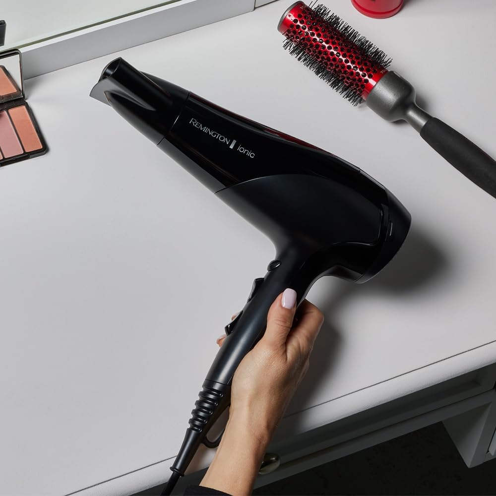 Remington - Sèche-cheveux Ionic Dry - 2200W, léger, 3 temp., 2 vitesses, D3198