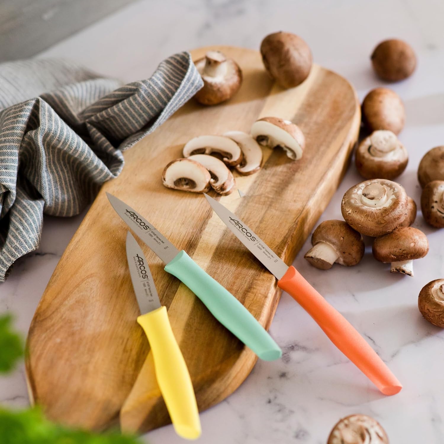 Arcos - Nova série - 3 couteaux, inox, ergonomiques, couleurs vives