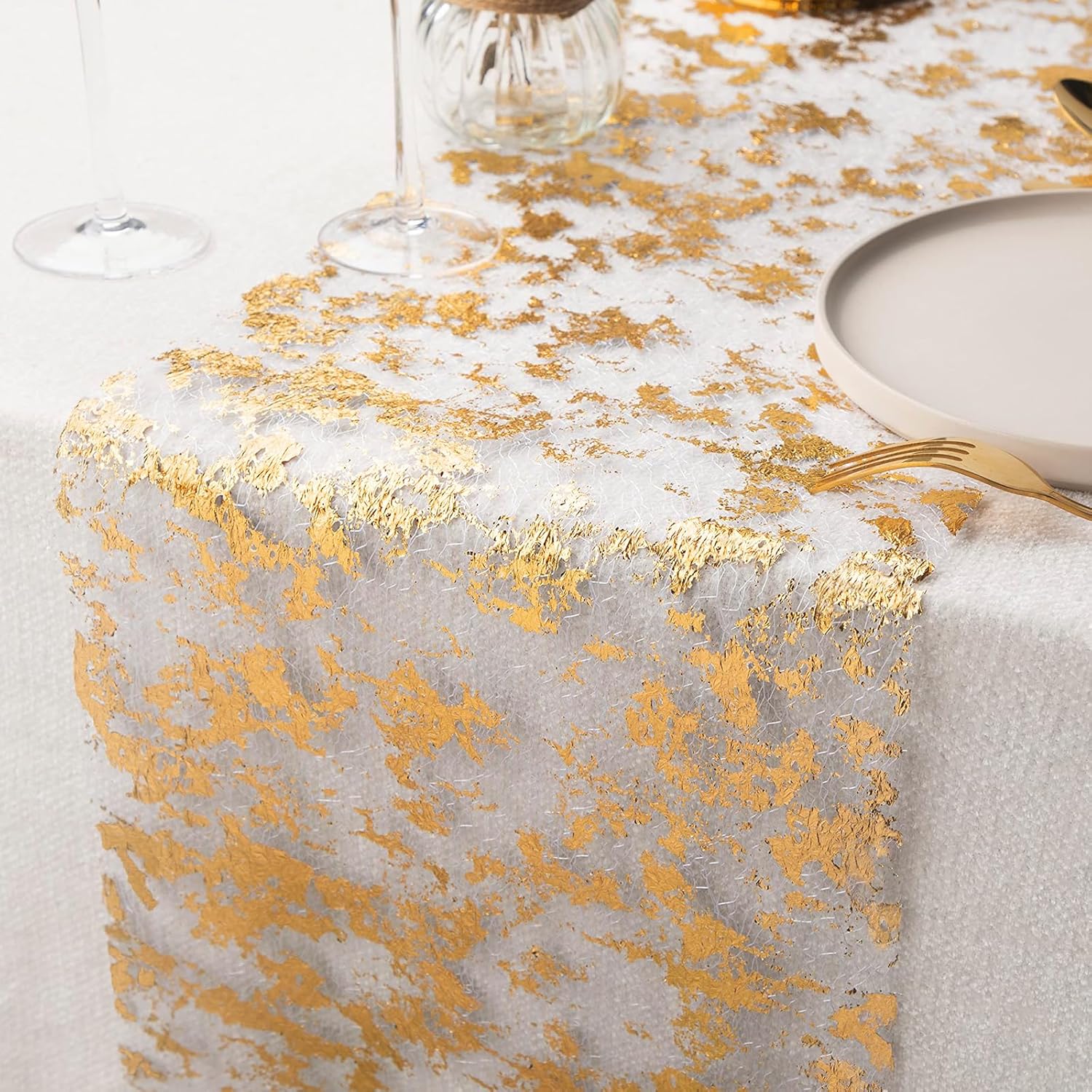 Chemin de table polyester filet doré, 28x1000cm, décoration festive